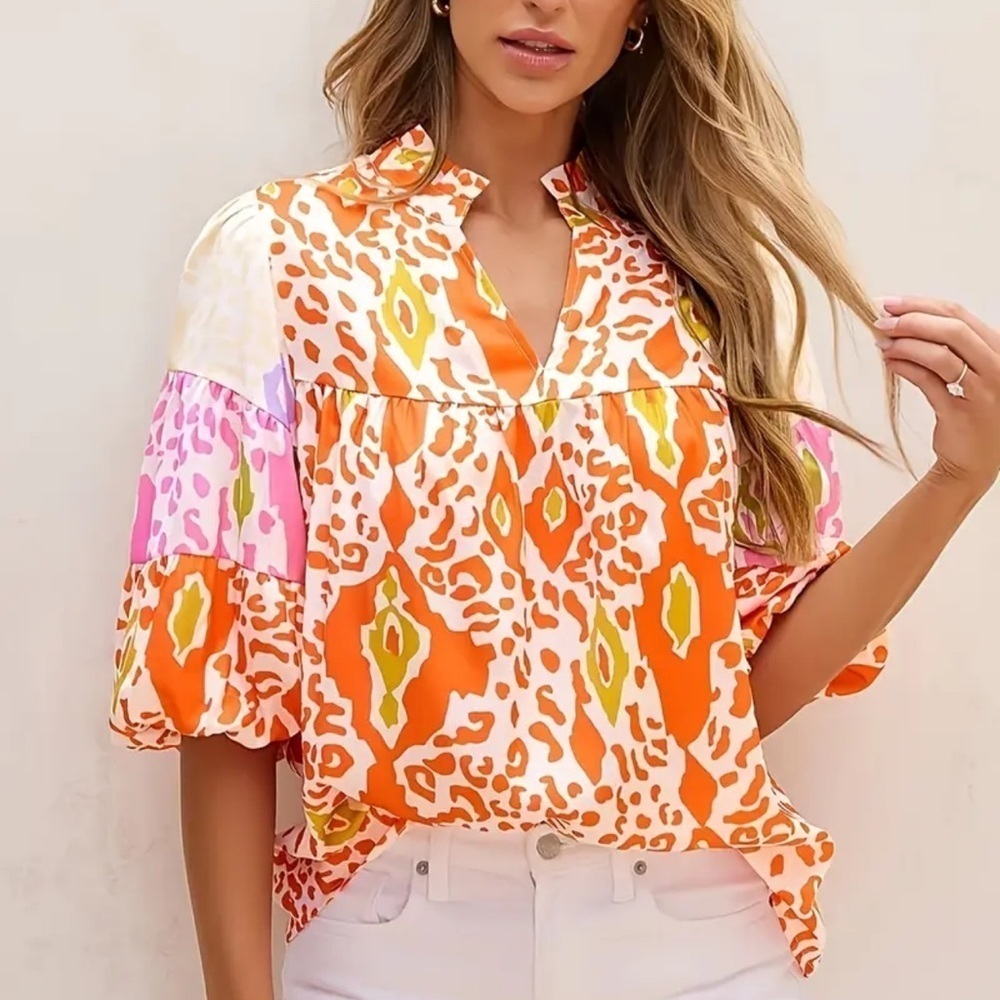 NWOT - Stunning Women's Multicolor Patterned Top - Size Large